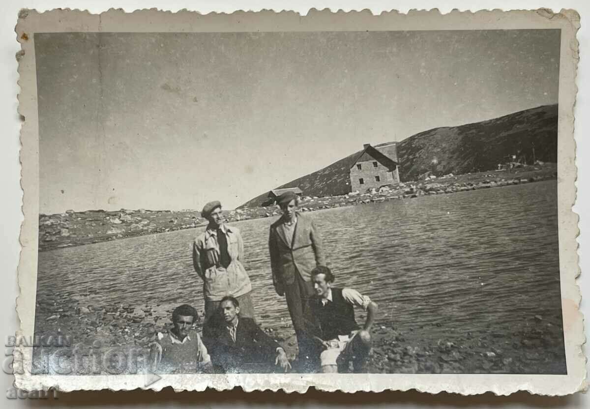 Cabana „Musala” și lacul din fața ei, 1943.