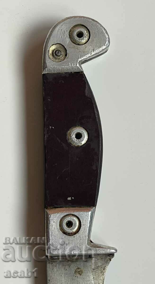 Auction An old knife Auction An old knife