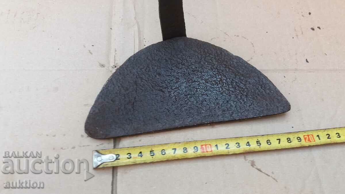 FORGED RENAISSANCE HOE, TOOL - 7 FORGED RENAISSANCE HOE, TOOL - 7