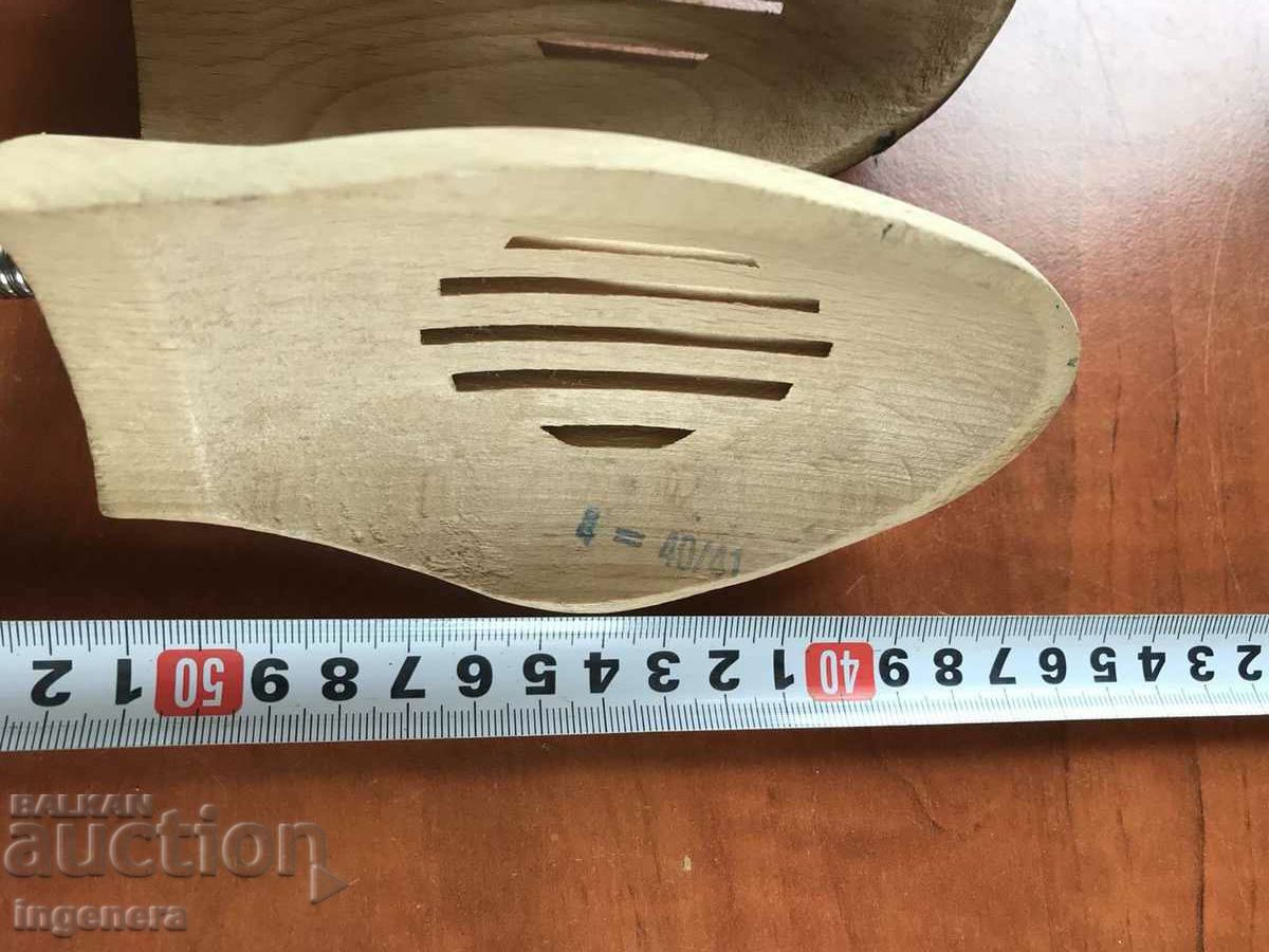 MOLD SHOE MOLDS WOOD BRANDED TENSIONERS STRETCHERS with price 13.00 BGN | € 6.65