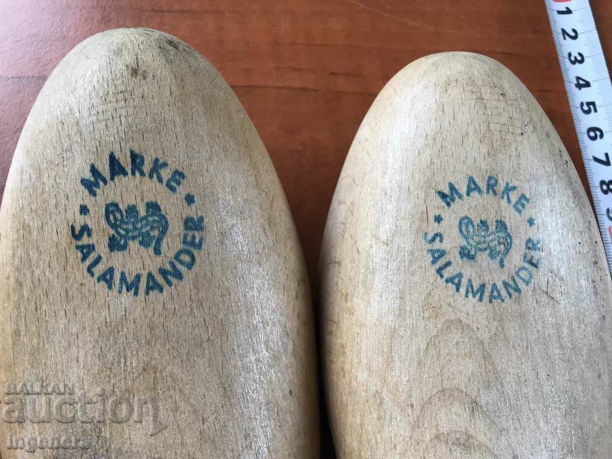 Delivery of MOLD SHOE MOLDS WOOD BRANDED TENSIONERS STRETCHERS Delivery of MOLD SHOE MOLDS WOOD BRANDED TENSIONERS STRETCHERS