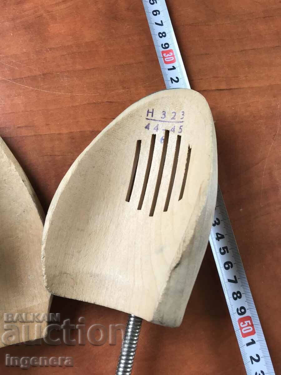 MOLD SHOE MOLDS WOOD BRANDED TENSIONERS STRETCHERS with price 13.00 BGN | € 6.65