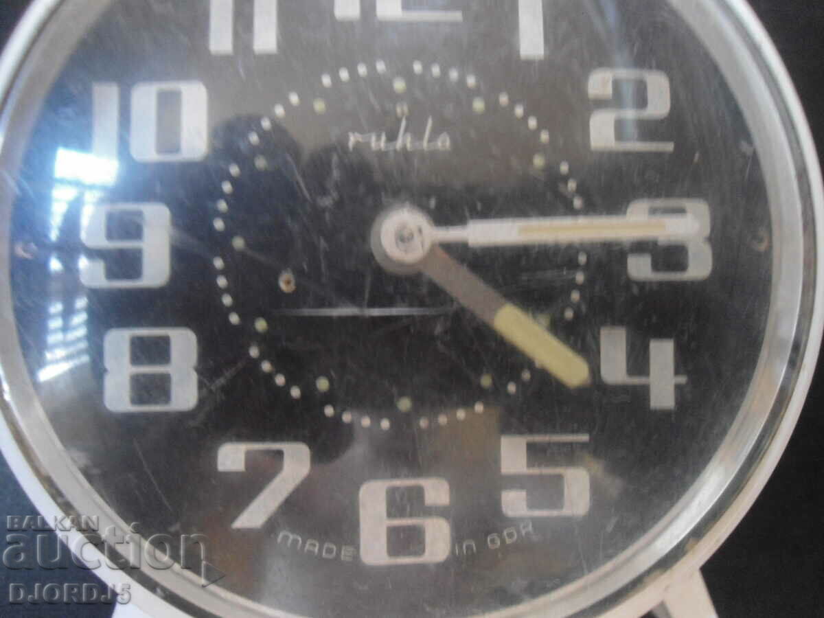 ceas de birou „ruhla”. cu preț 10.00 BGN | € 5.11 ceas de birou „ruhla”. cu preț 10.00 BGN | € 5.11