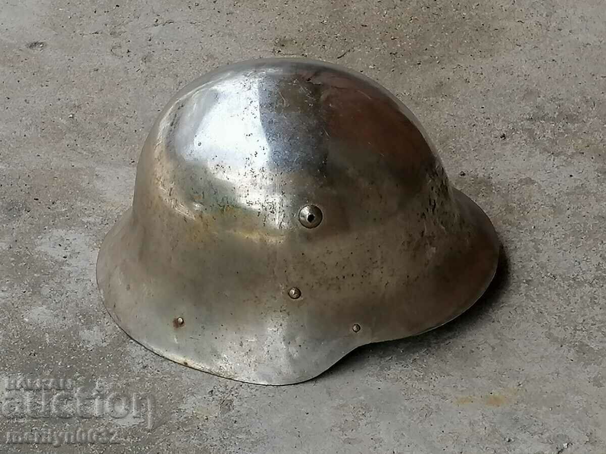 Licitație Casca de paradă a ofițerului bulgar M-36 fabricată în Germania al doilea război mondial