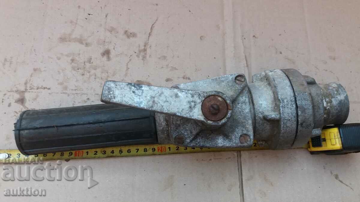 Delivery of EXCELLENT WORKING GROCERY FAUCET Delivery of EXCELLENT WORKING GROCERY FAUCET