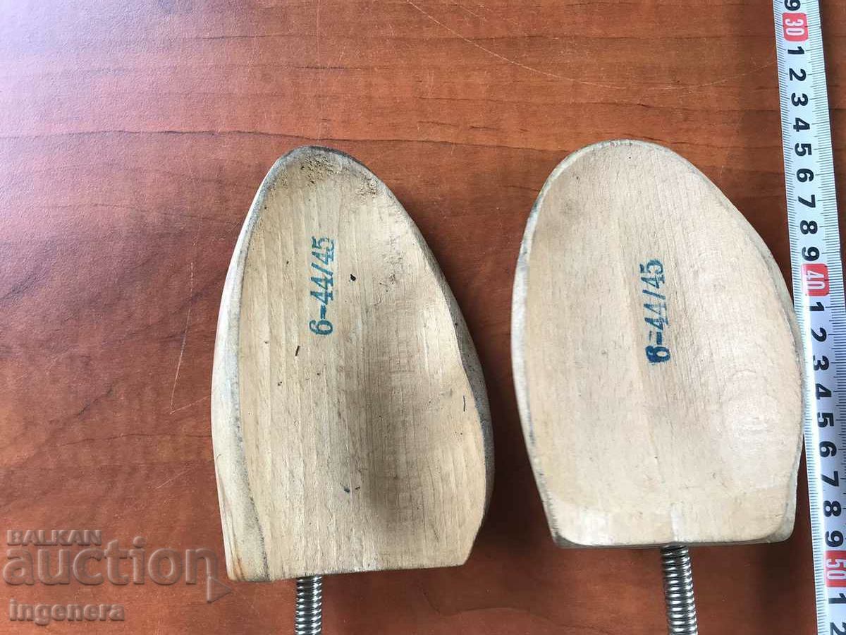 ΚΑΛΟΥΠΙΑ ΠΑΠΟΥΤΣΙΩΝ ΞΥΛΟ ΕΠΩΝΥΜΑ ΕΝΤΑΤΩΤΙΚΑ ΦΟΡΙΑ με τιμή 15.00 BGN | € 7.67