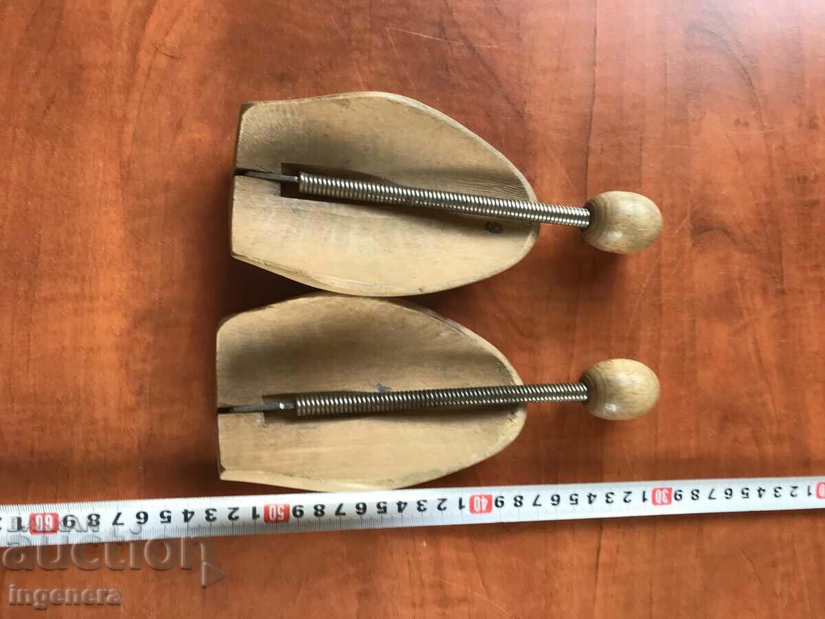 MOLD SHOE MOLDS WOOD BRANDED TENSIONERS STRETCHERS with price 16.00 BGN | € 8.18 MOLD SHOE MOLDS WOOD BRANDED TENSIONERS STRETCHERS with price 16.00 BGN | € 8.18