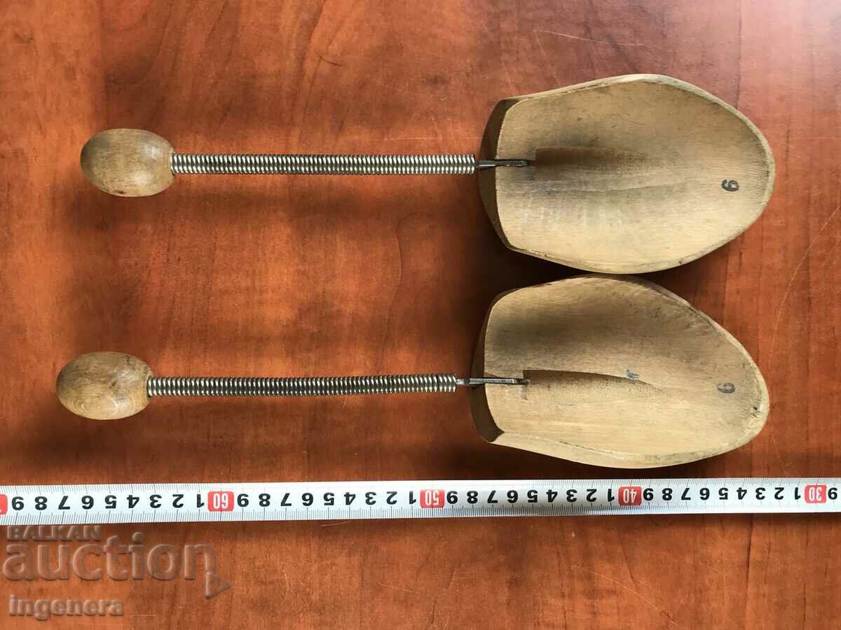 Delivery of MOLD SHOE MOLDS WOOD BRANDED TENSIONERS STRETCHERS Delivery of MOLD SHOE MOLDS WOOD BRANDED TENSIONERS STRETCHERS