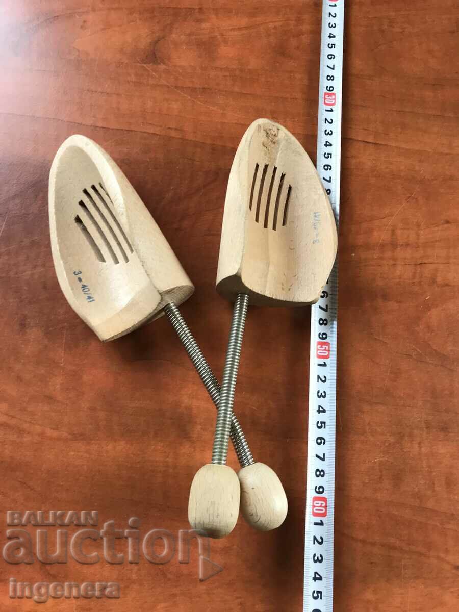 Delivery of MOLD SHOE MOLDS WOOD BRANDED TENSIONERS STRETCHERS Delivery of MOLD SHOE MOLDS WOOD BRANDED TENSIONERS STRETCHERS