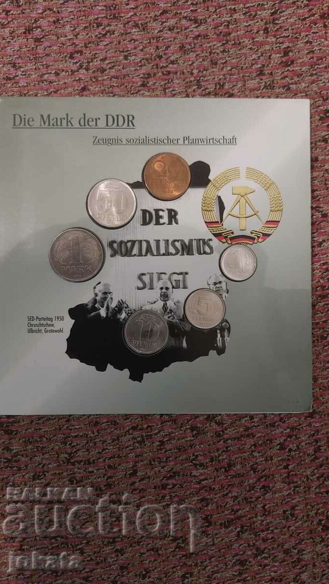 lot of the GDR with price 50.00 BGN | € 25.56 lot of the GDR with price 50.00 BGN | € 25.56