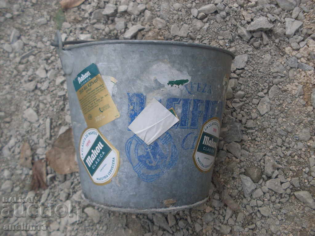 SMALL BUCKET BUCKET HANDLE WITH OPENER PACIFICO CLARA with price 35.00 BGN | € 17.90