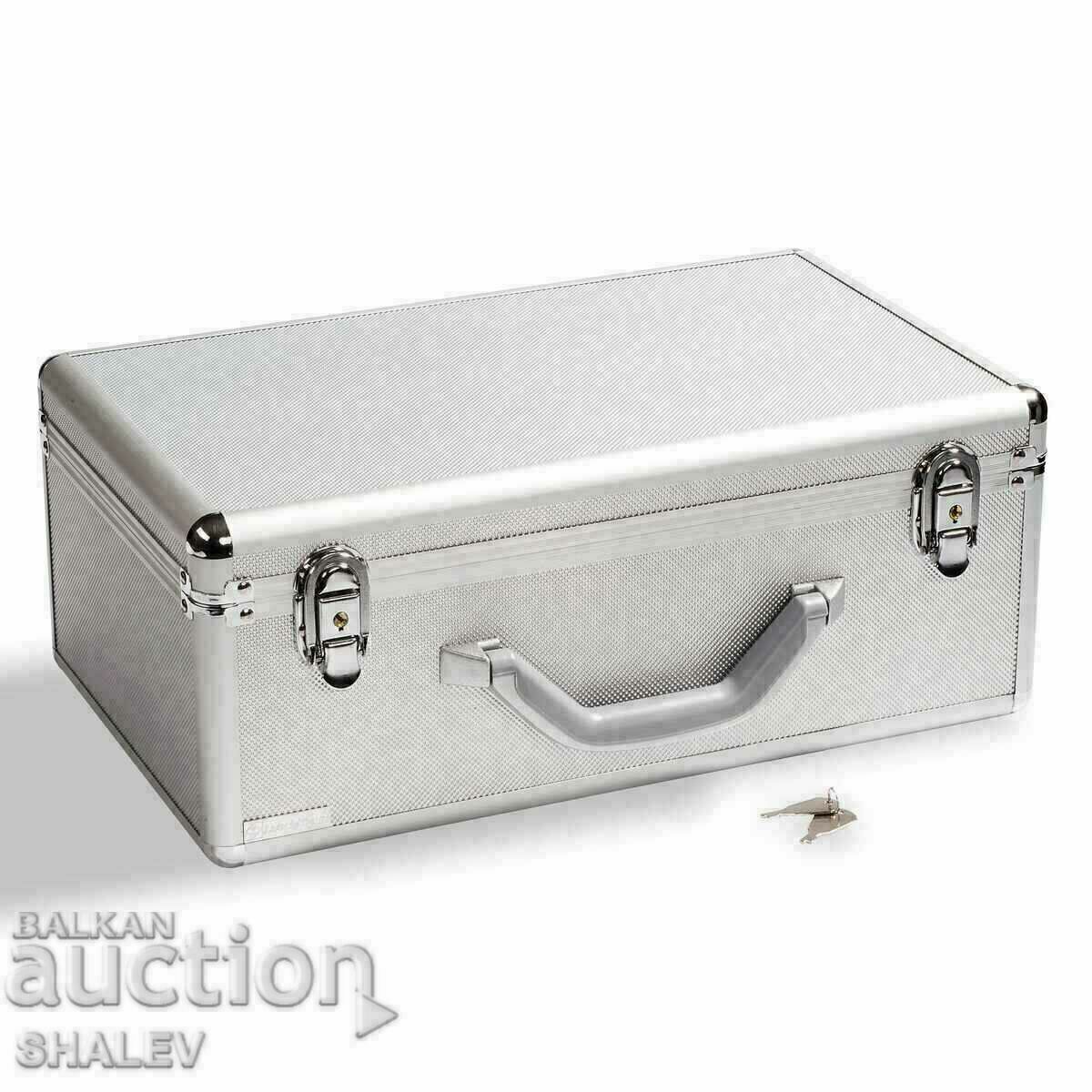 Valisa din aluminiu CARGO L 12 de Leuchtturm /fara rafturi - (5999) cu preț 110.89 BGN | € 56.70