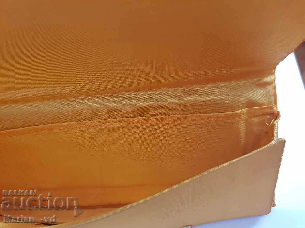 ΠΑΛΙΑ ΑΣΗΜΕΝΗ ΓΥΝΑΙΚΕΙΑ ΤΣΑΝΤΑ PROTMONE ΑΣΗΜΙ - 5 ΠΑΛΙΑ ΑΣΗΜΕΝΗ ΓΥΝΑΙΚΕΙΑ ΤΣΑΝΤΑ PROTMONE ΑΣΗΜΙ - 5