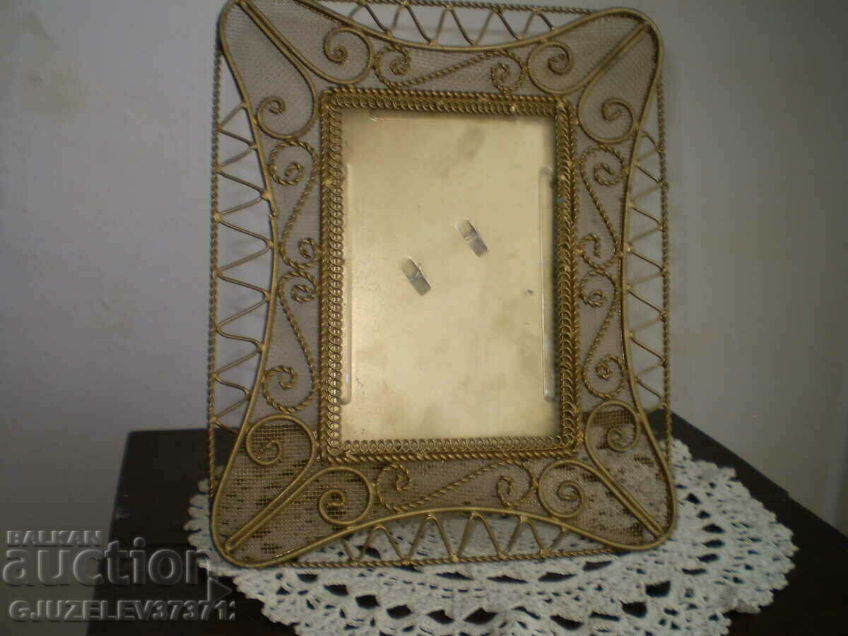Desktop photo frame filigree with price 70.00 BGN | € 35.79 Desktop photo frame filigree with price 70.00 BGN | € 35.79