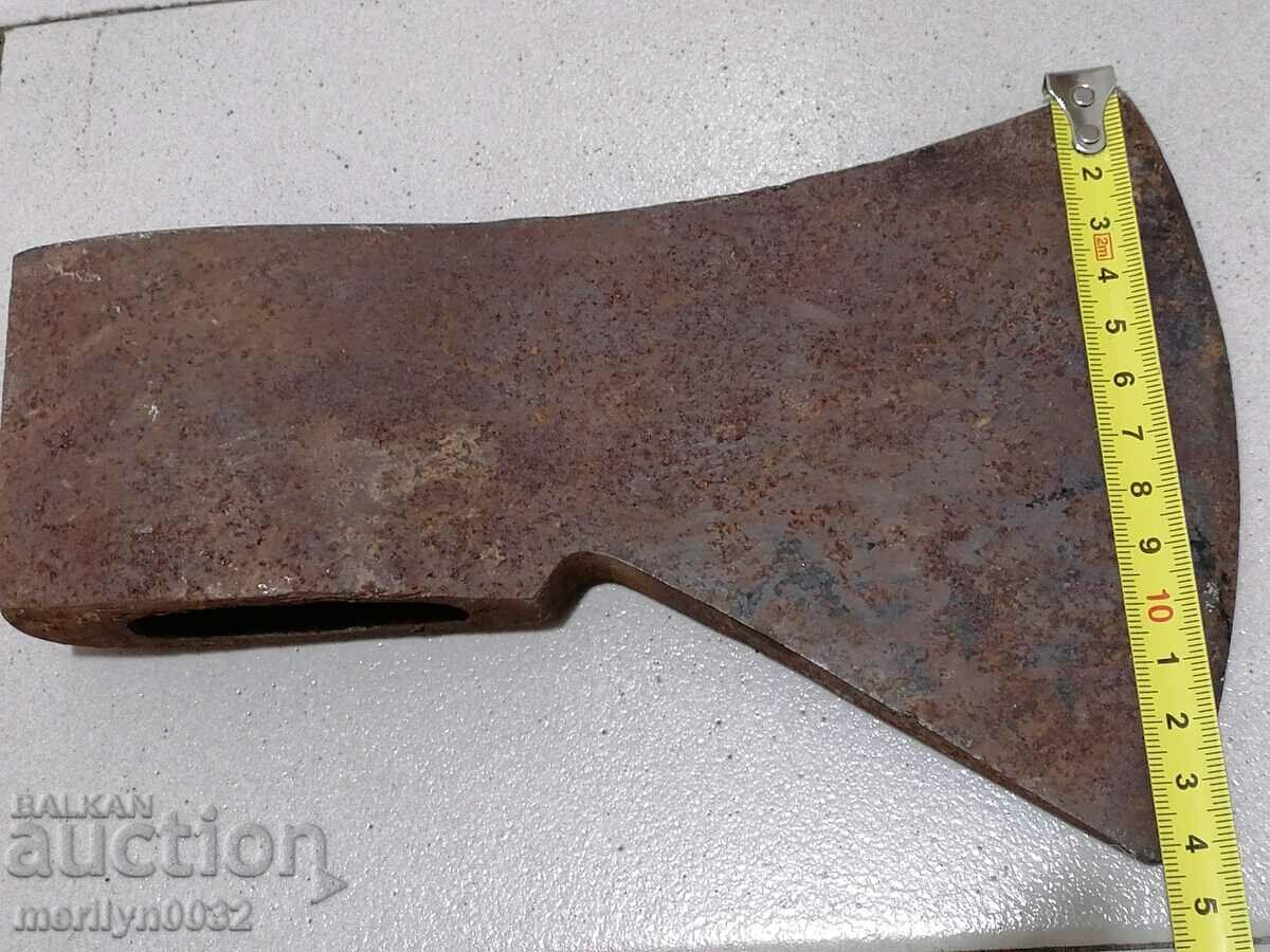 Delivery of Old ax torpedo saber hat without gland Delivery of Old ax torpedo saber hat without gland