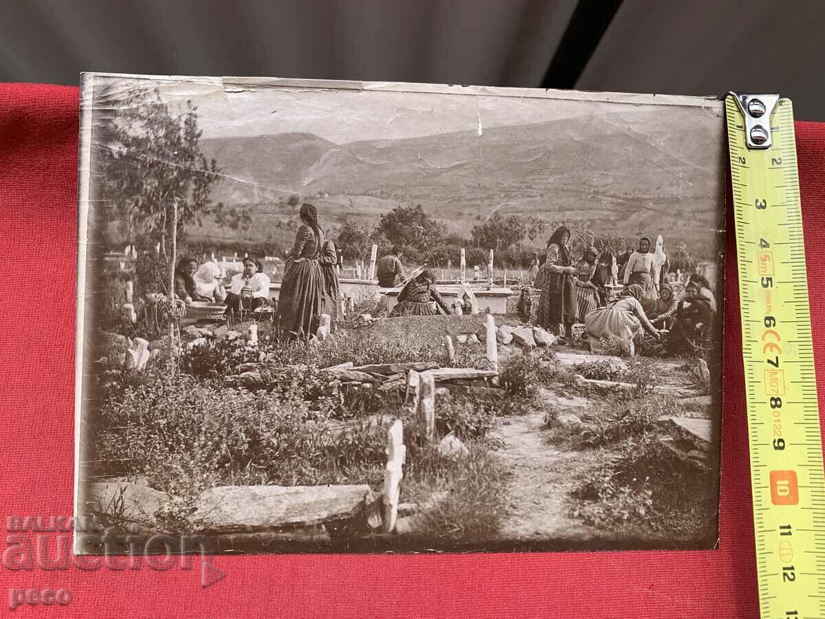 Licitație Tocană undeva în Macedonia, fotograful Georg Volz