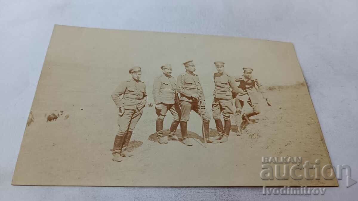 Photo Five officers of the PSV front