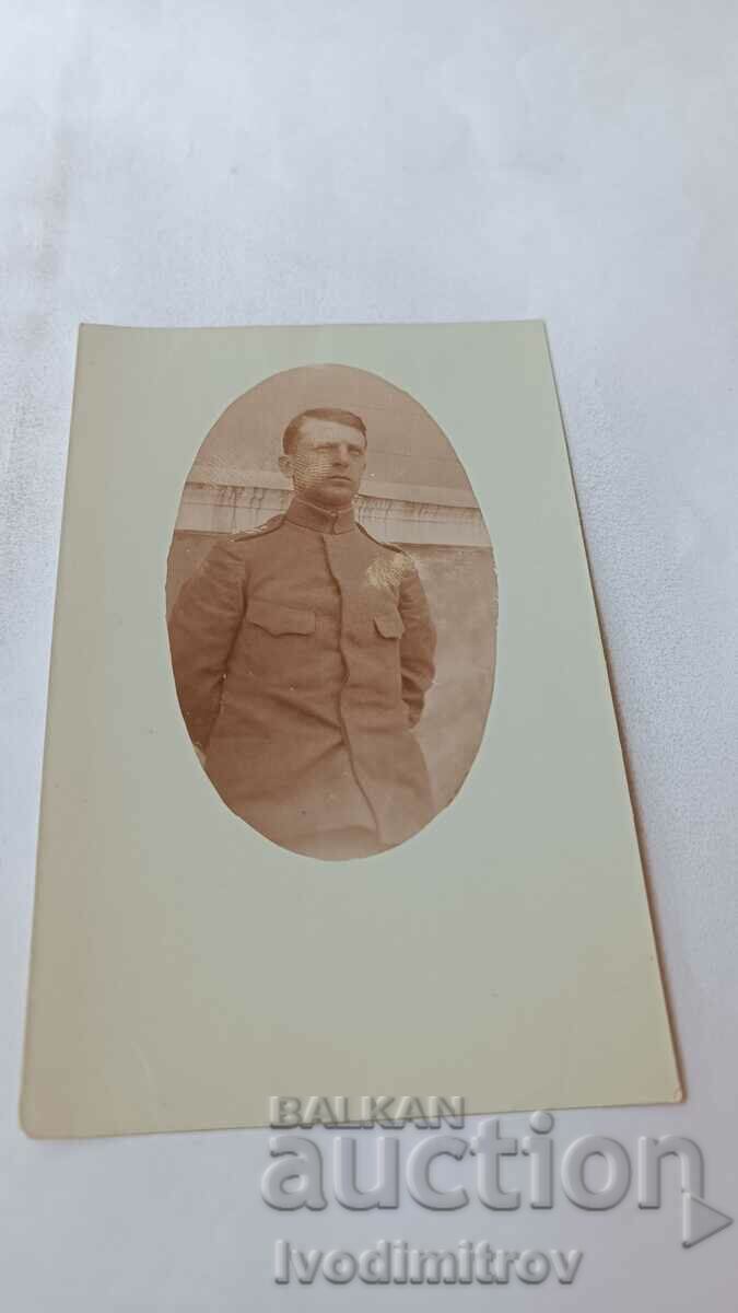 Φωτογραφία Αξιωματικός 25 πεζικού. Σύνταγμα Dragomansky 1918