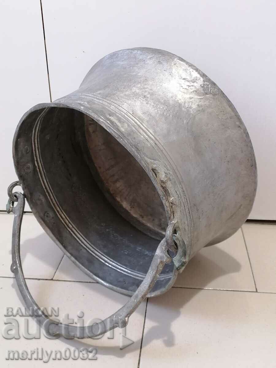 Cazan conservat, monedă de cupru, monedă de cupru, vas de cupru cu preț € 65.92 | 128.93 BGN