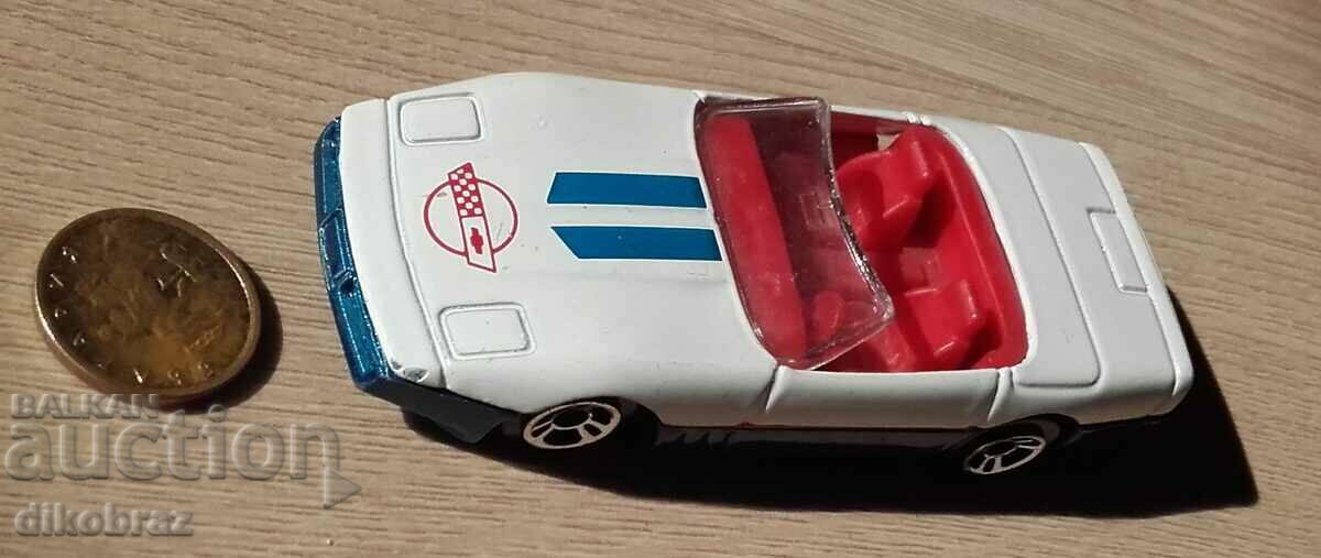 Delivery of Chevrolet Corvette - Maisto - 1986 Delivery of Chevrolet Corvette - Maisto - 1986