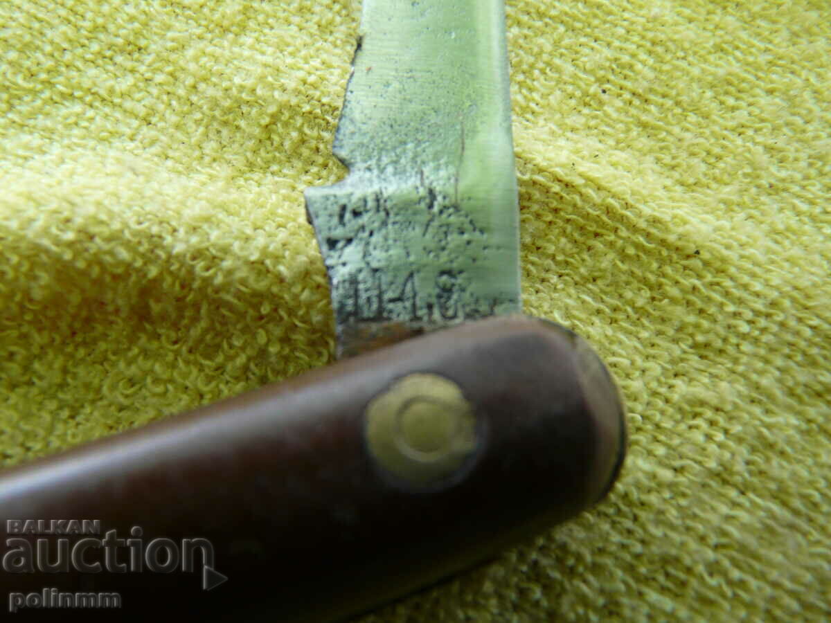 Delivery of An old cooling knife