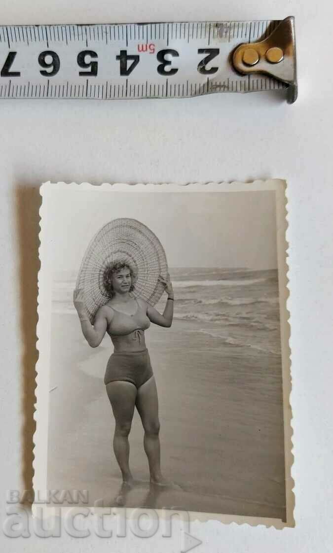 WOMAN SEA HAT EARLY SOC OLD PHOTO PHOTO with price 25.00 BGN | € 12.78