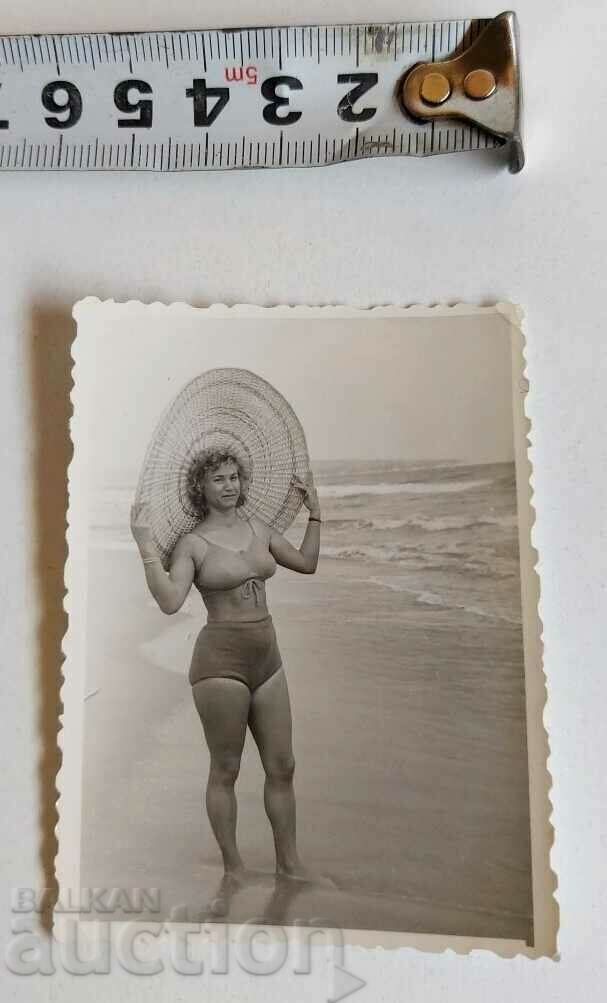 WOMAN SEA HAT EARLY SOC OLD PHOTO PHOTO with price 25.00 BGN | € 12.78