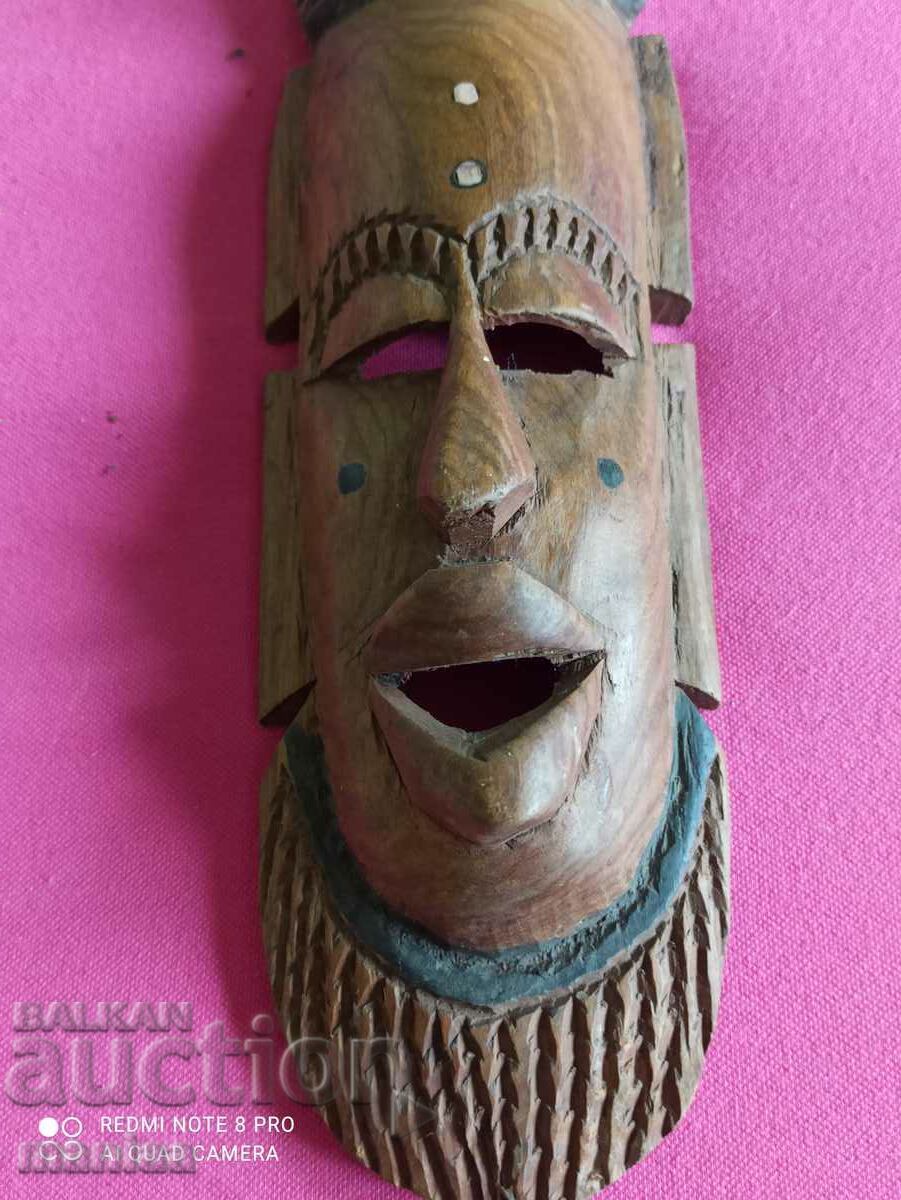 Beautiful African wooden mask with price 80.00 BGN | € 40.90 Beautiful African wooden mask with price 80.00 BGN | € 40.90