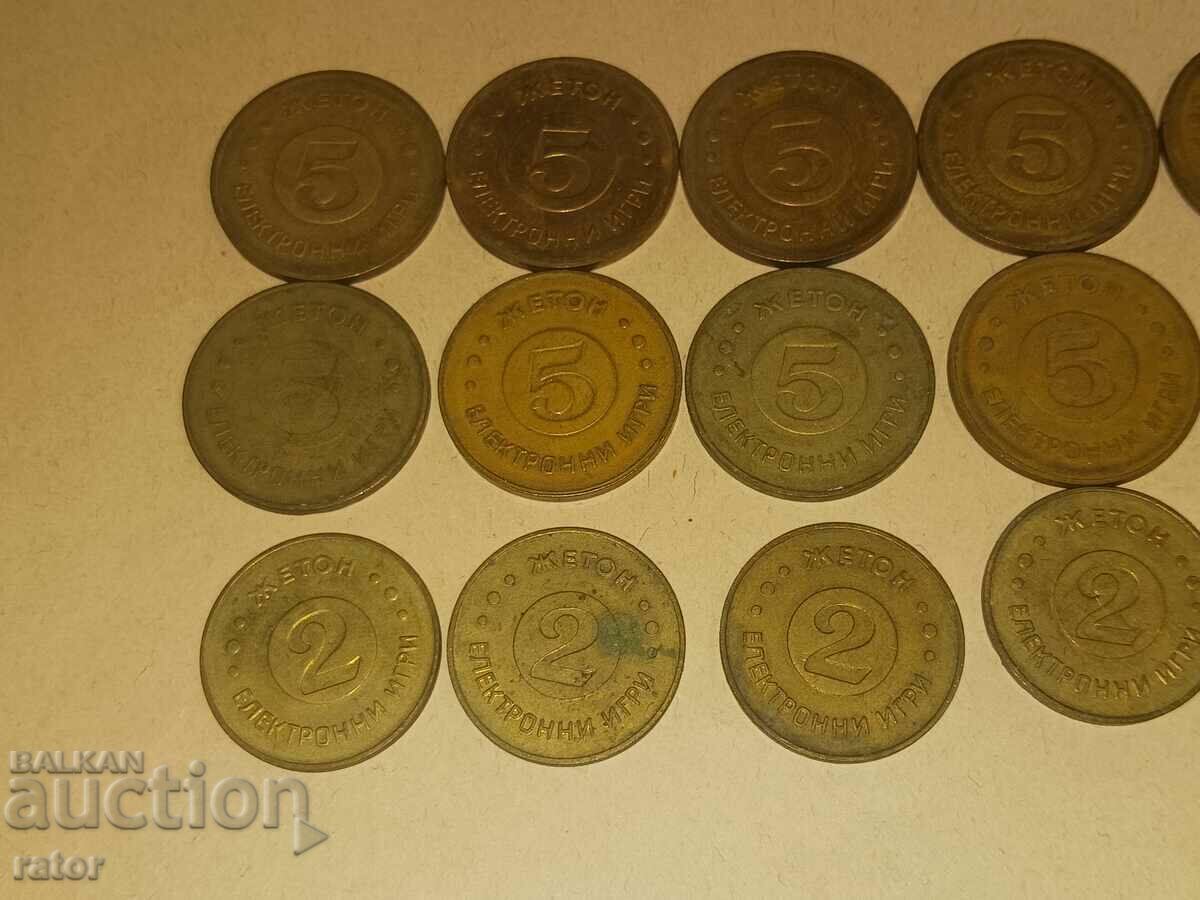 Жетон , жетони  ЕЛЕКТРОННИ ИГРИ - 17 броя с цена € 4.99 | 9.76 лв.