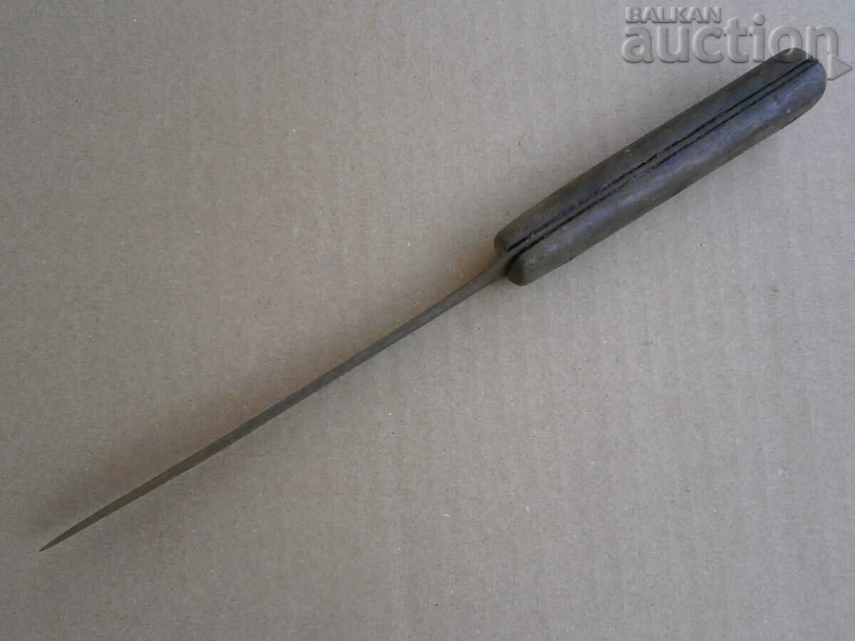 Auction old knife Auction old knife