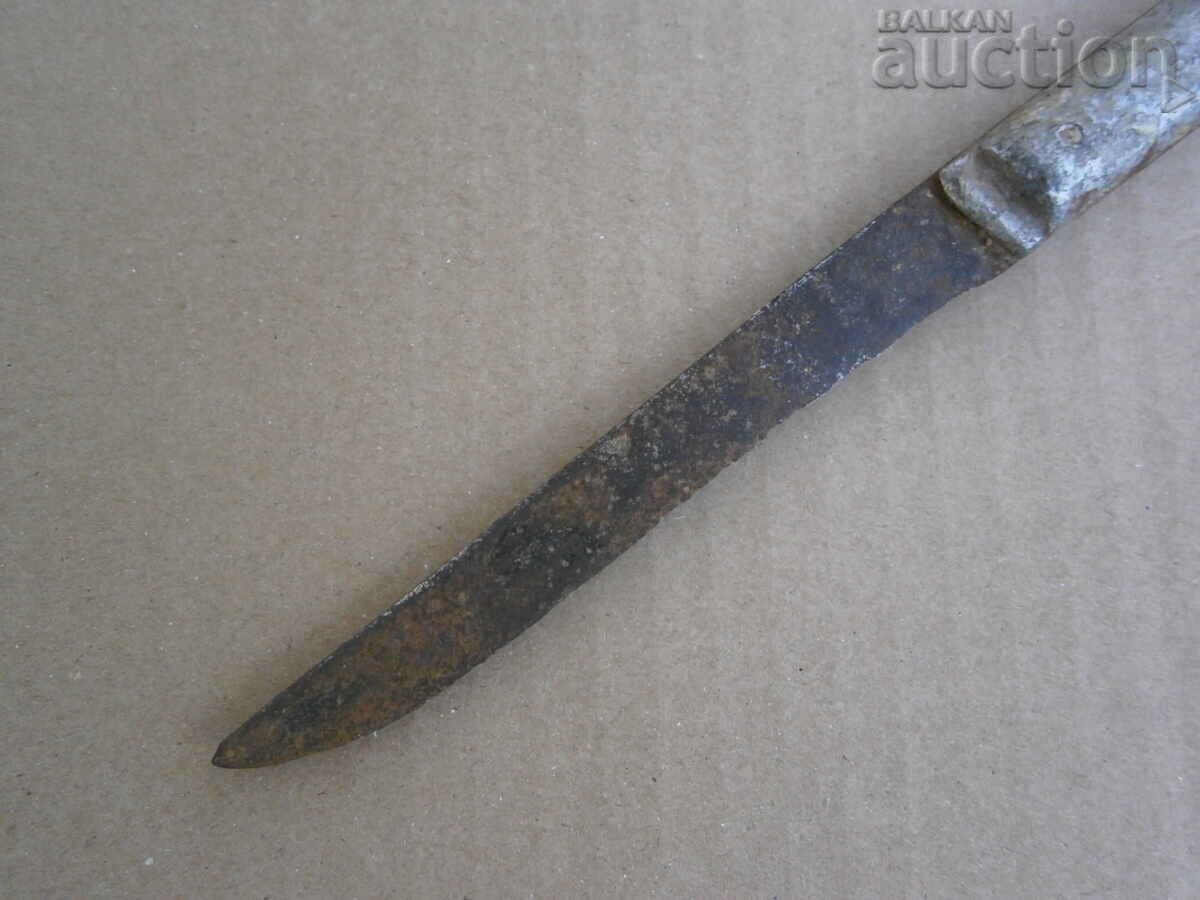 Auction old knife Auction old knife