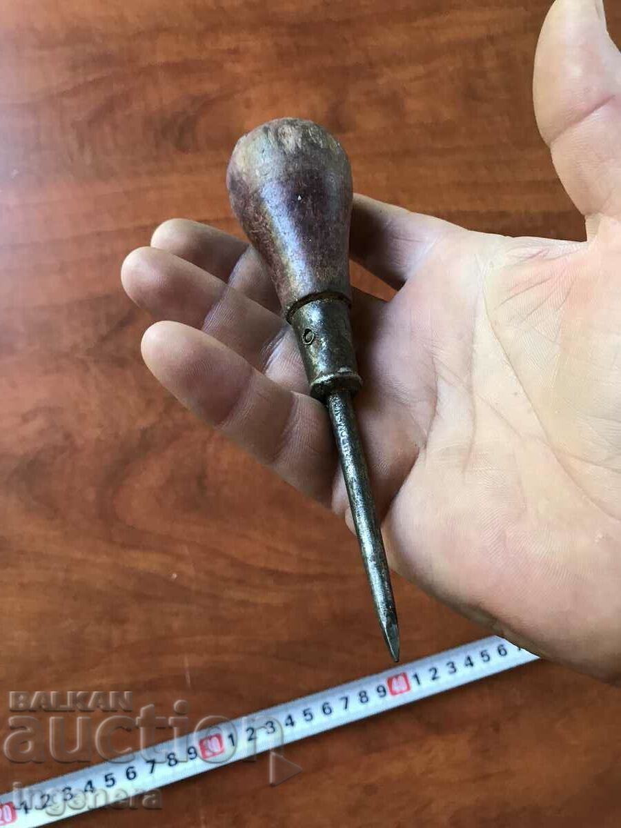 Delivery of Awl SARASHKI THICK ANTIQUE TOOL Delivery of Awl SARASHKI THICK ANTIQUE TOOL