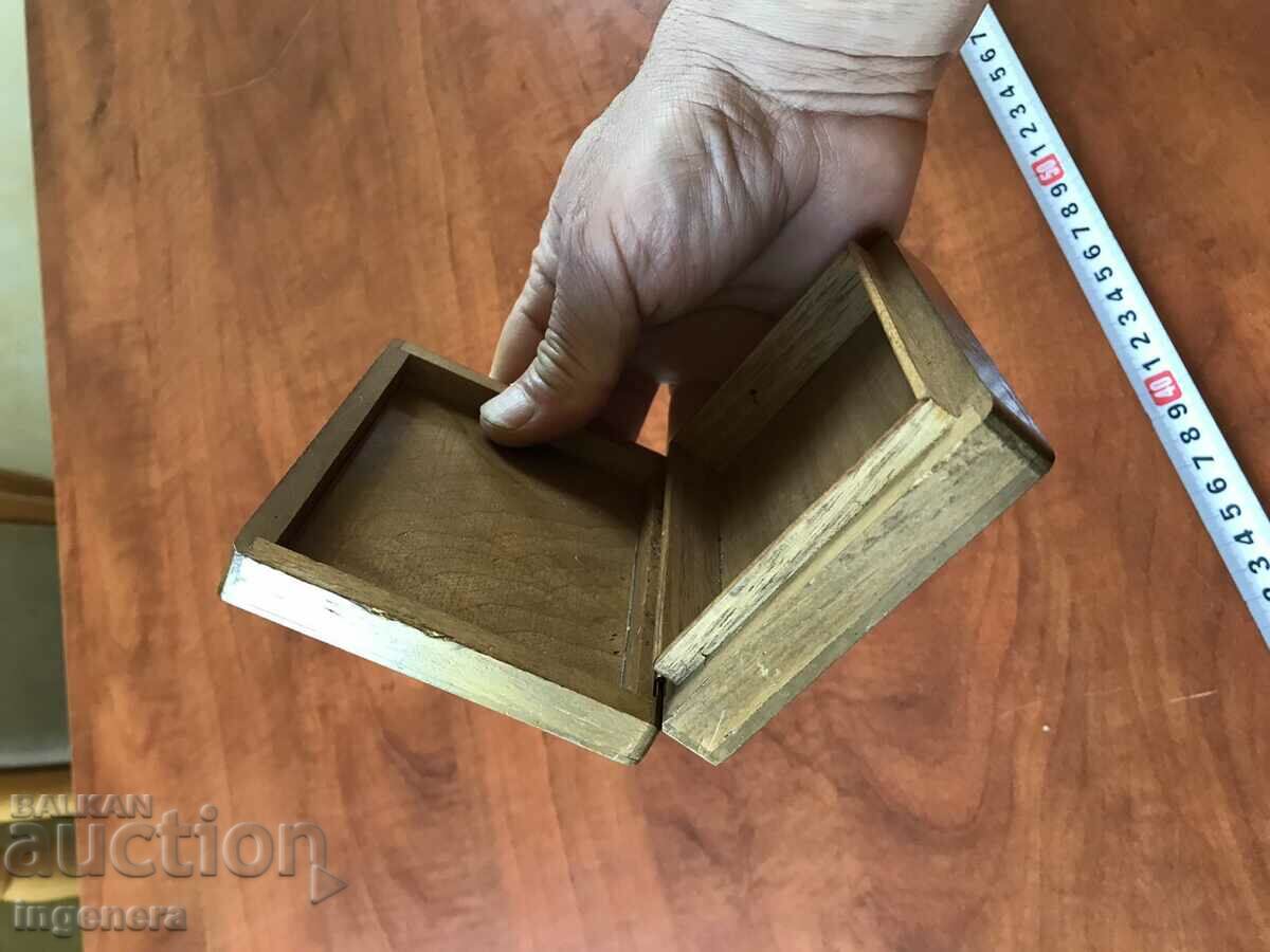 Auction  BOX FOR VALUABLES WOOD ANTIQUE HINGED BOX