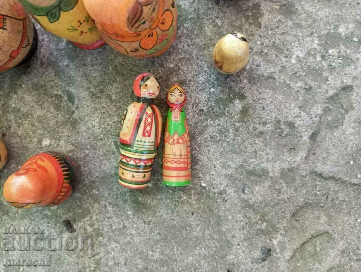Auction Old wooden matryoshka dolls Auction Old wooden matryoshka dolls