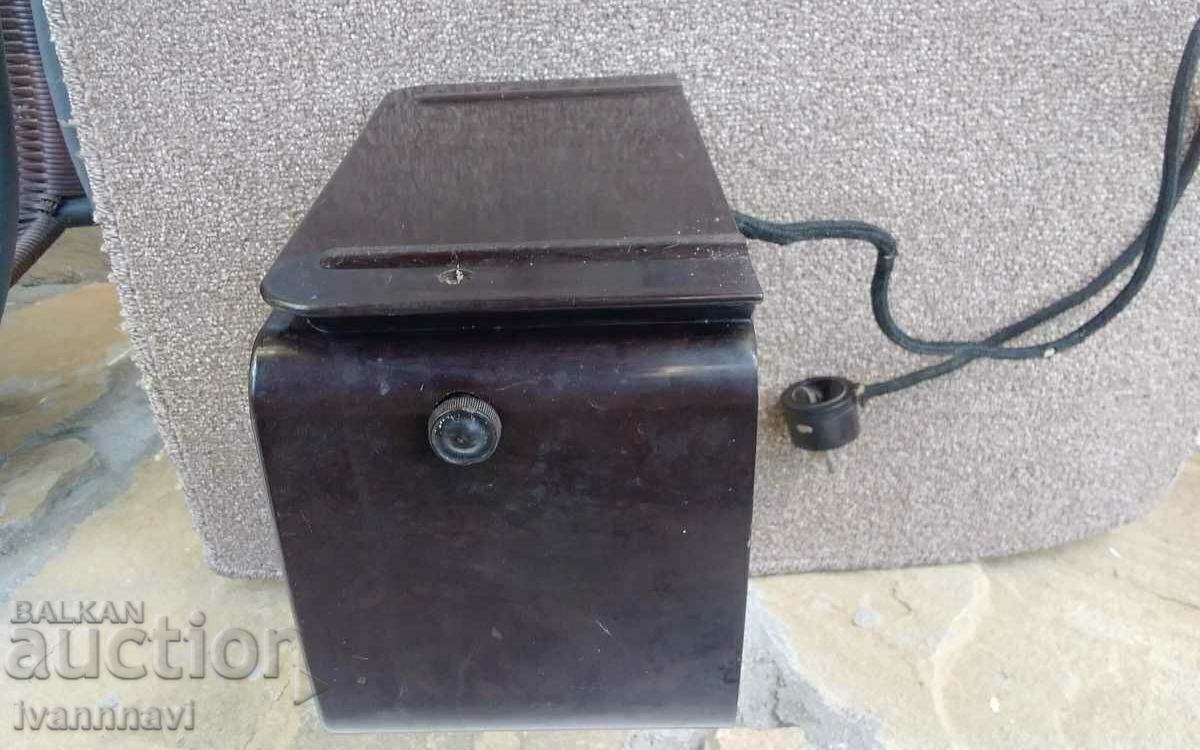 Delivery of Graetz radio - German vintage radio, rare
