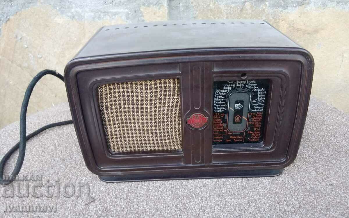 Graetz radio - Το παλιό γερμανικό ραδιόφωνο σπάνια διατηρούσε πολλά