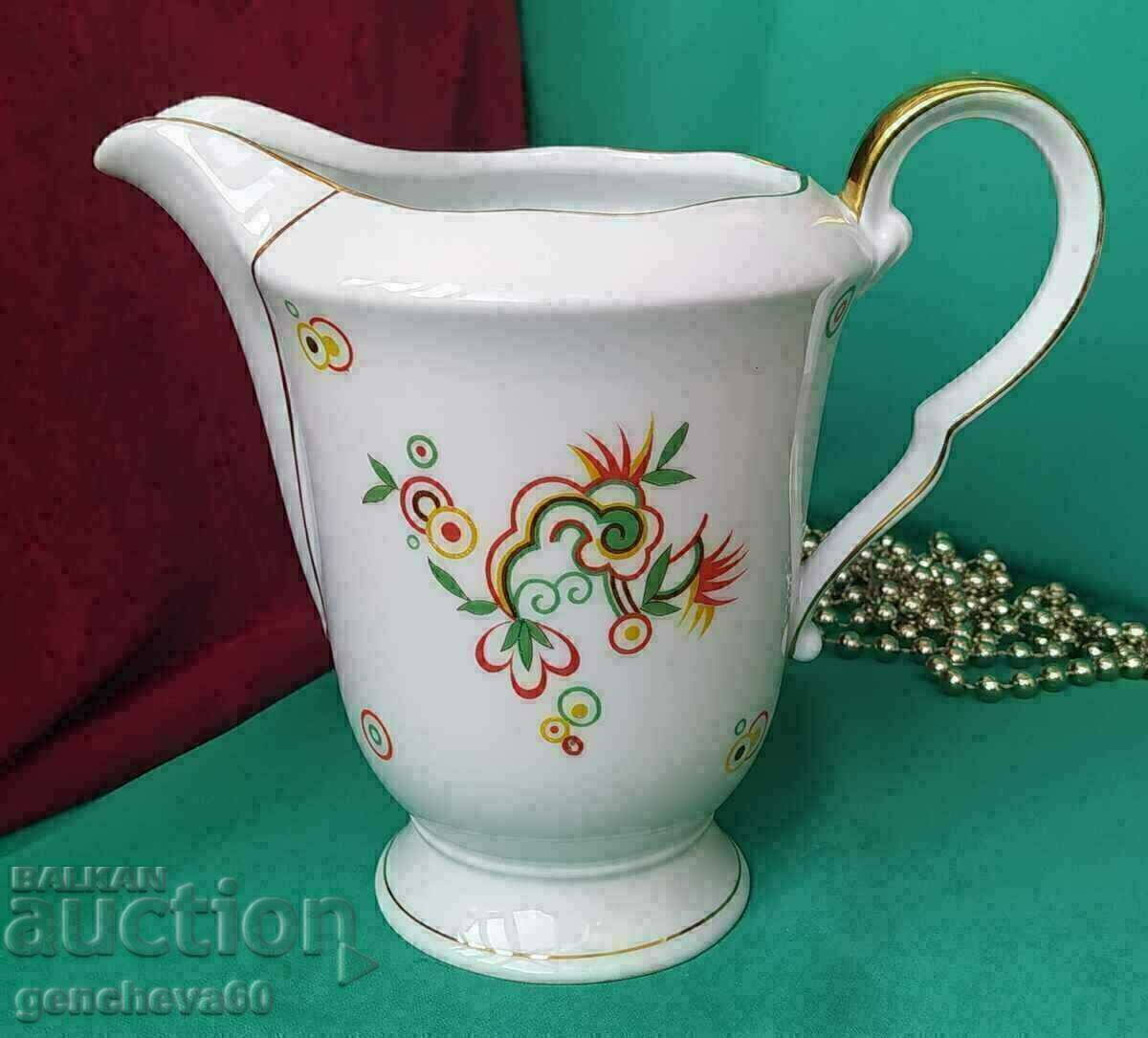 A beautiful porcelain jug, "Eschenhbach" Bavaria A beautiful porcelain jug, "Eschenhbach" Bavaria