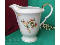 A beautiful porcelain jug, "Eschenhbach" Bavaria