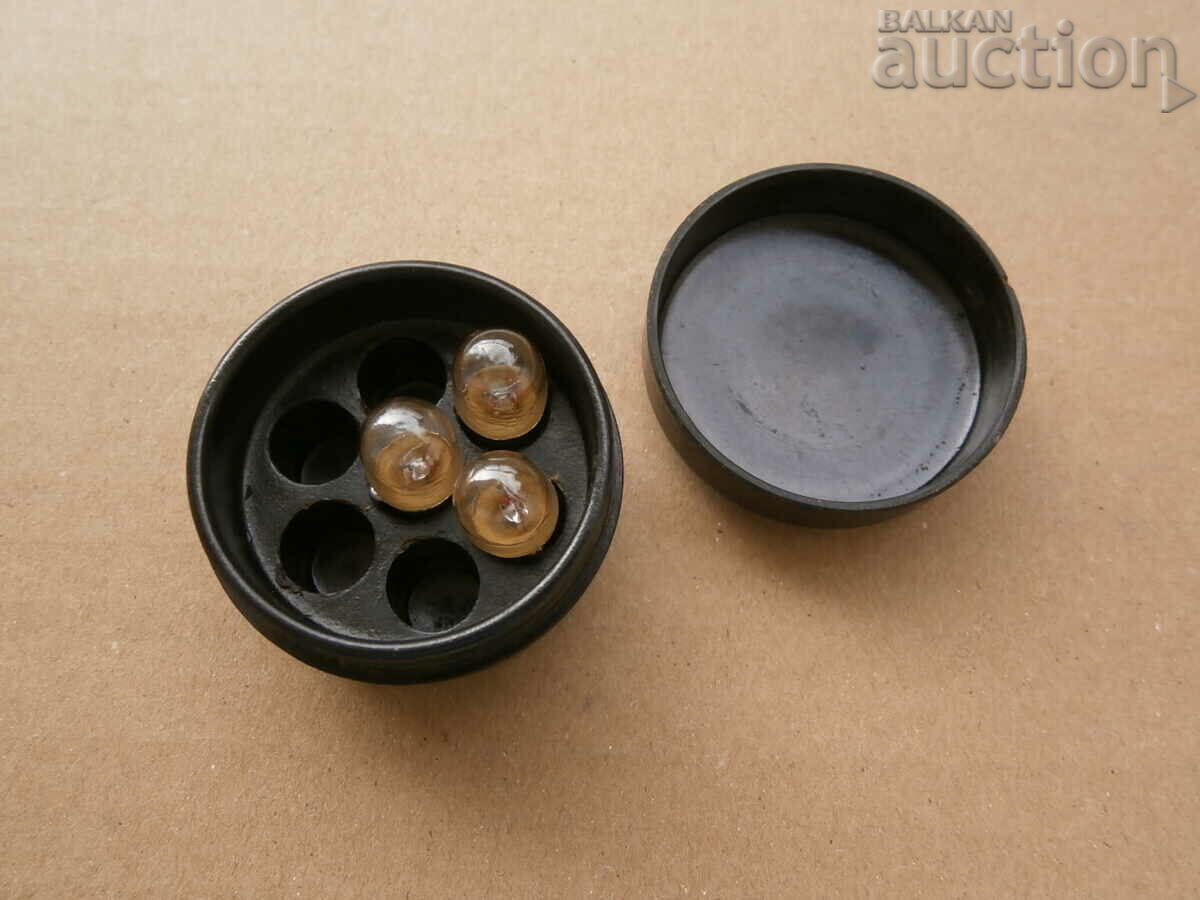 vintage bakelite case with backlit scope lamps - 5 vintage bakelite case with backlit scope lamps - 5