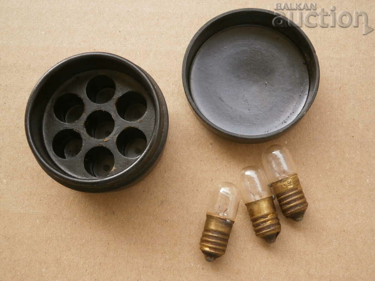 vintage bakelite case with backlit scope lamps - 6 vintage bakelite case with backlit scope lamps - 6