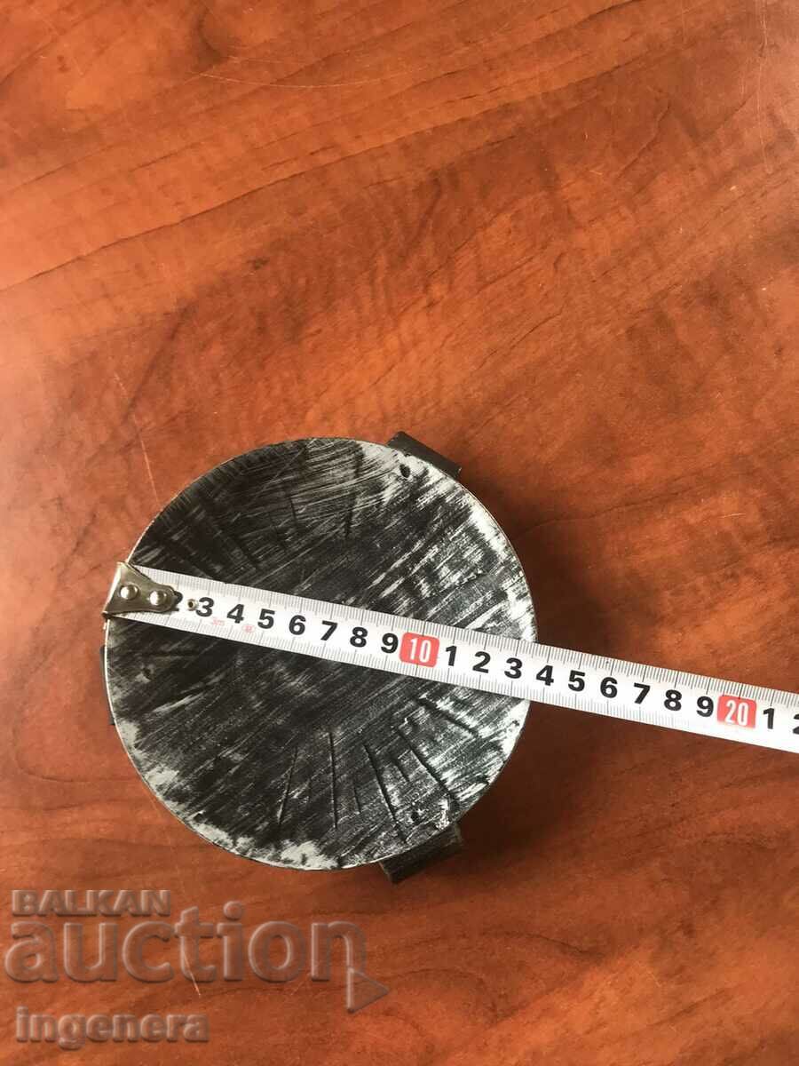 CANDLESTICK METAL WITH A WIDE PERIPHERY - 5 CANDLESTICK METAL WITH A WIDE PERIPHERY - 5