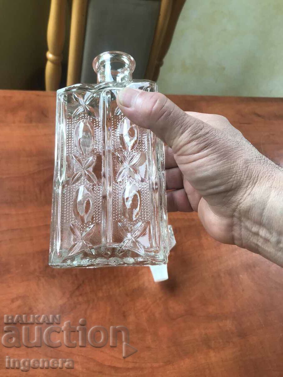 Delivery of JACKET THICK EMBOSSED GLASS OLD-750 ML Delivery of JACKET THICK EMBOSSED GLASS OLD-750 ML