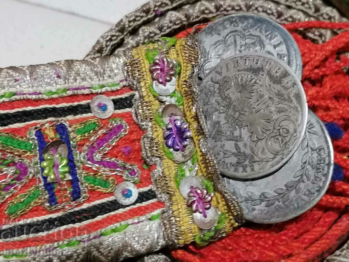 Παλιά χειροποίητη στολή ζώνη ζώνης με τιμή 329.00 BGN | € 168.22 Παλιά χειροποίητη στολή ζώνη ζώνης με τιμή 329.00 BGN | € 168.22