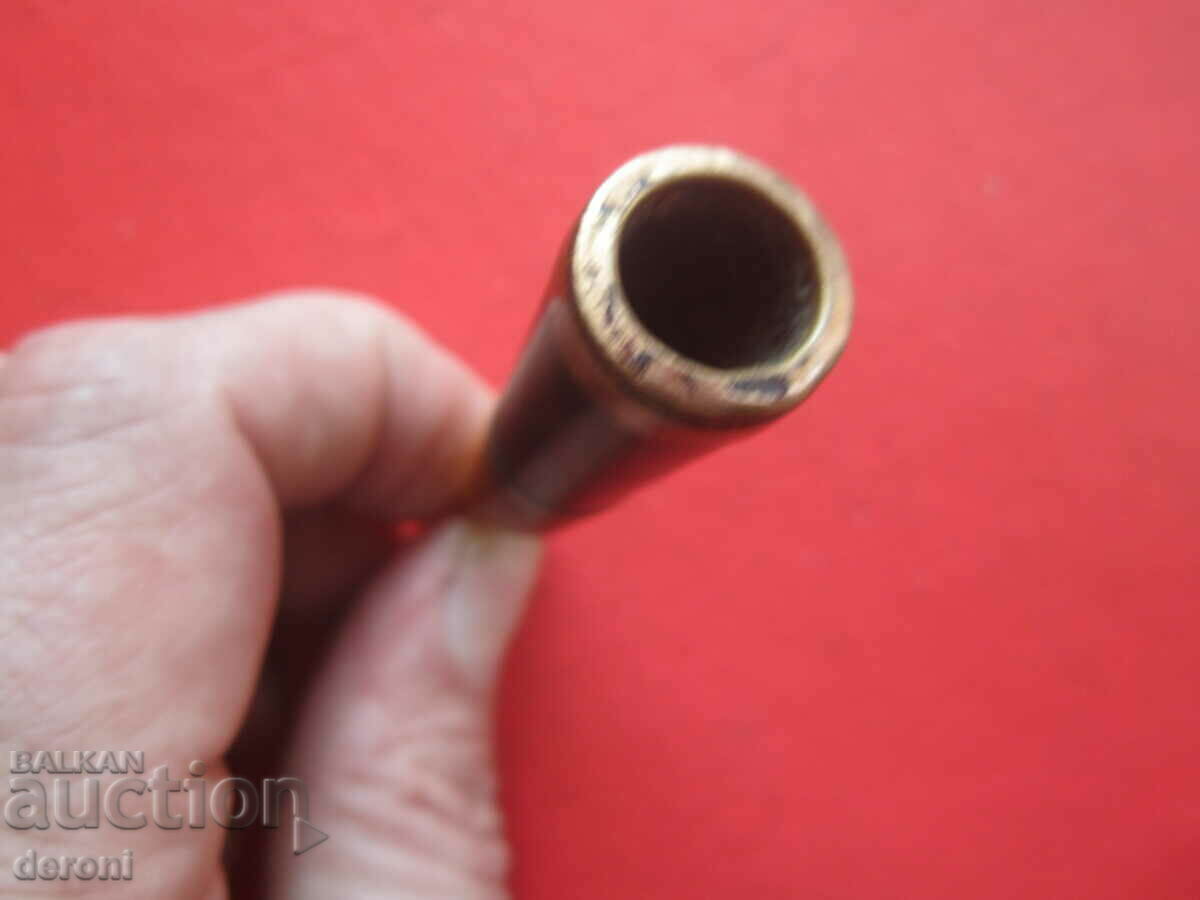 Delivery of Unique cigarette 3 Reich