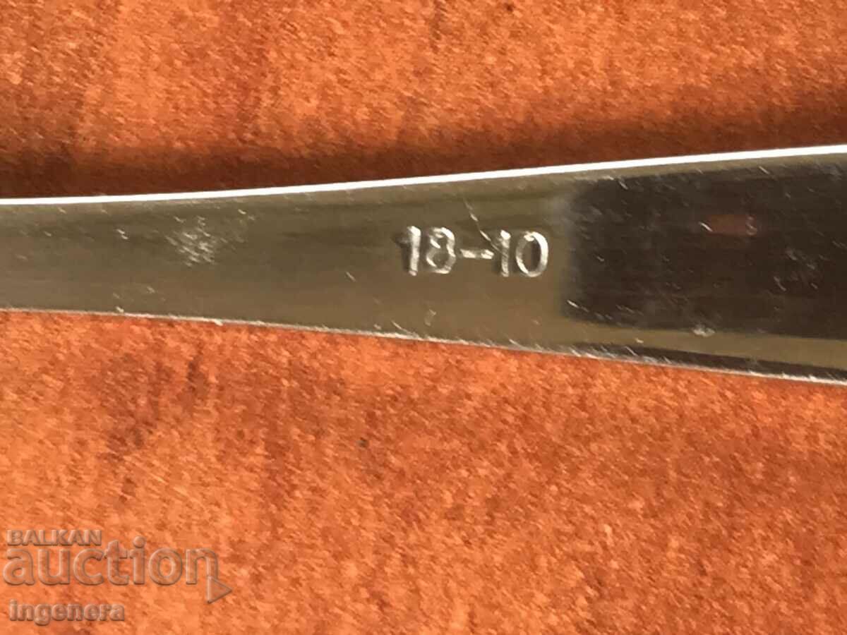 Auction  FORK STAINLESS STEEL DESSERT FORK. GOLD-PLATED STEEL-2 PCS