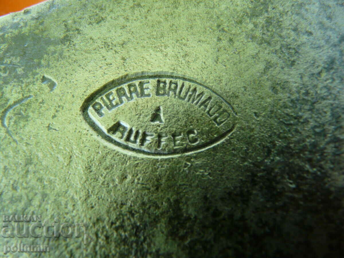 Auction Old ax - 343 Auction Old ax - 343