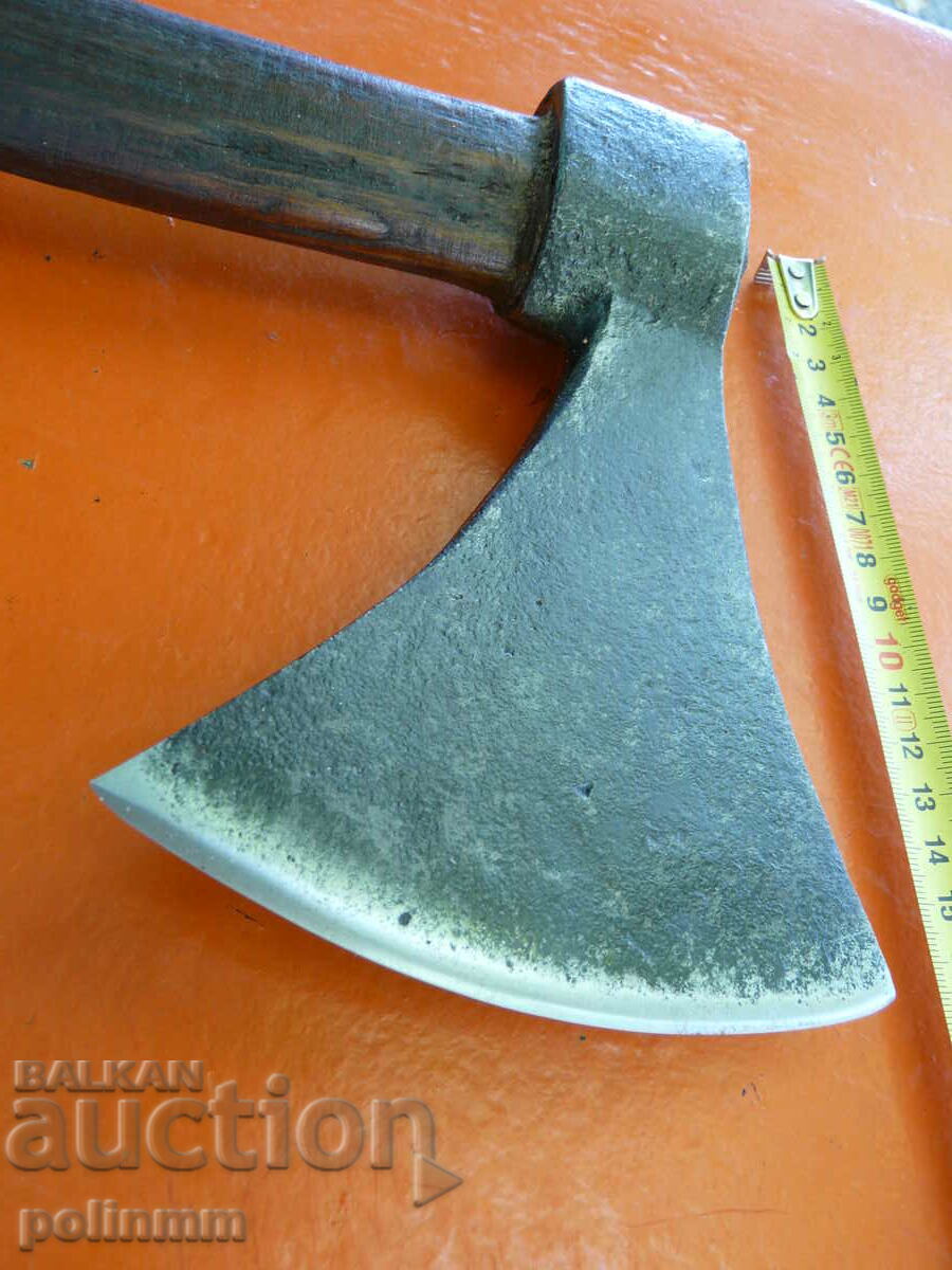 Auction Old ax TALABOT - 345 Auction Old ax TALABOT - 345