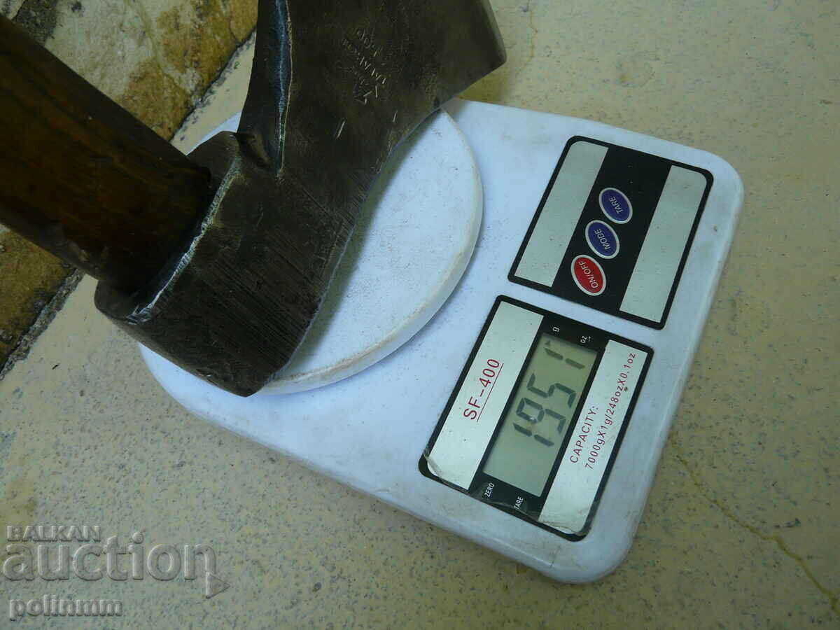 Old ax TALABOT - 346 - 5 Old ax TALABOT - 346 - 5