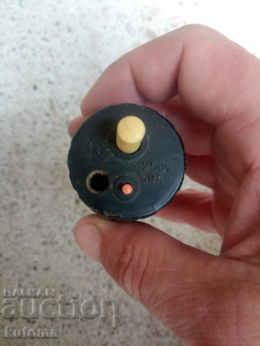Old fuse for electrical panel with price 9.99 BGN | € 5.11 Old fuse for electrical panel with price 9.99 BGN | € 5.11