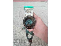 Moară de nuci veche